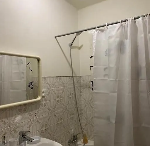 別荘 Caminho Da Moradia. Escalos de Cima